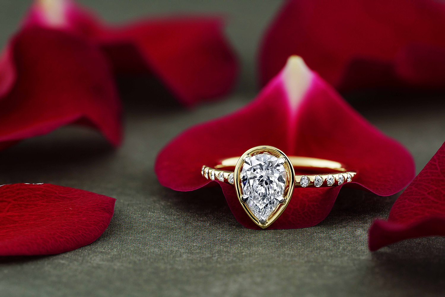 ring, gold, diamond, jewelry photography, beautiful ring